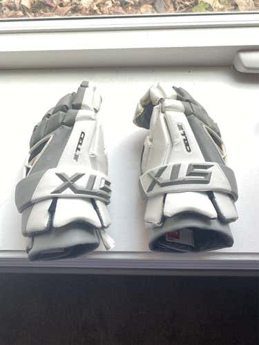 Lightly Used STX Cell IV 10" Lacrosse Gloves