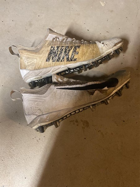 Adult Size 12.5 (Women's 13.5) Nike Huarache 7 Cleats