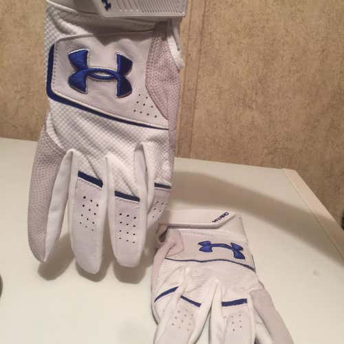 New Medium Under Armour Yard Batting Gloves