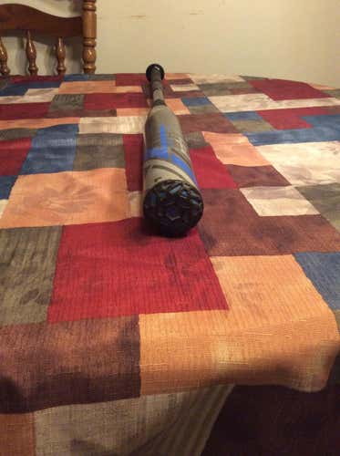 Used Kid Pitch (9YO-13YO) USSSA Certified 2016 DeMarini Composite CF7 Bat (-11) 19 oz 30"