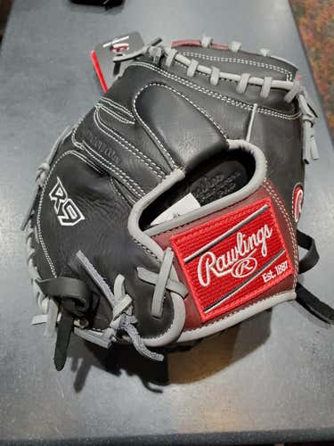 New Rawlings Right Hand Throw R9 Catcher's Glove 32.5"