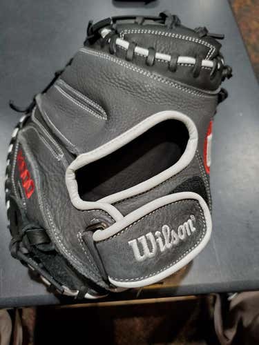 New Wilson Right Hand Throw A1000 Catcher's Glove 33"