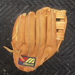 Mizuno Brown Adult Outfield Professional model 11" Baseball Glove