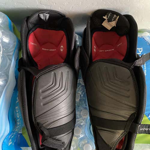 Senior Bauer X900 Lite Shin Pads