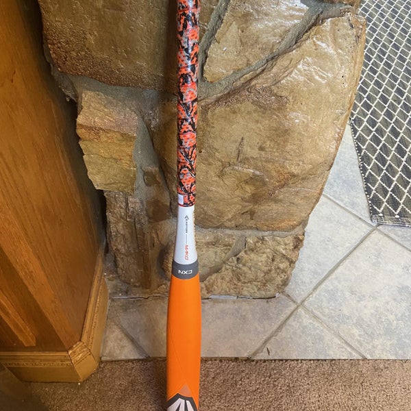 Kid Pitch (9YO-13YO) USSSA Certified Composite Mako (-11) 19 oz 30" Bat