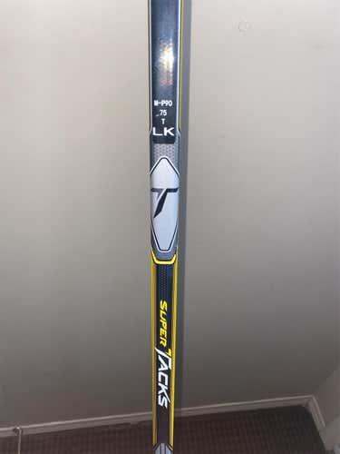 Senior Right Handed Super Tacks Pro Stock Hockey Stick