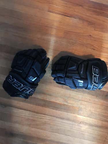 Black Used Bauer Supreme 1S 13" Gloves