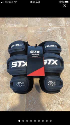 New Medium STX Stallion HD Arm Pads