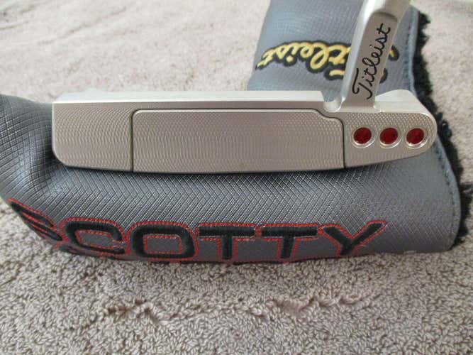 Scotty Cameron Select Laguna 33" Putter RH     (2) 20 gram weights