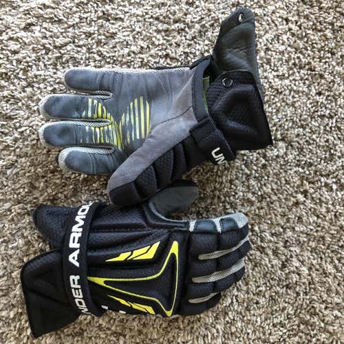 Black Used Player's Under Armour Lacrosse Gloves