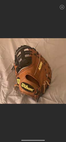 Brown High School/College First Base A2000 12.5" Baseball Glove