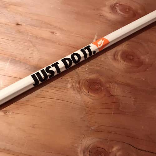 NIKE LIMITED EDITION COMPOSITE JUST DO IT Attack Shaft