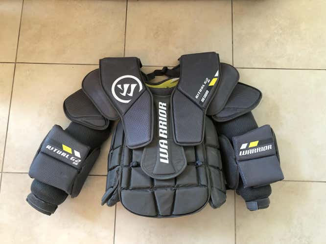 Warrior Ritual G2 Goalie Chest Protector Senior Medium