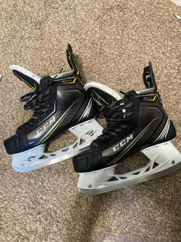 Used Senior CCM Tacks 9070 Hockey Skates Regular Width Size 8.5