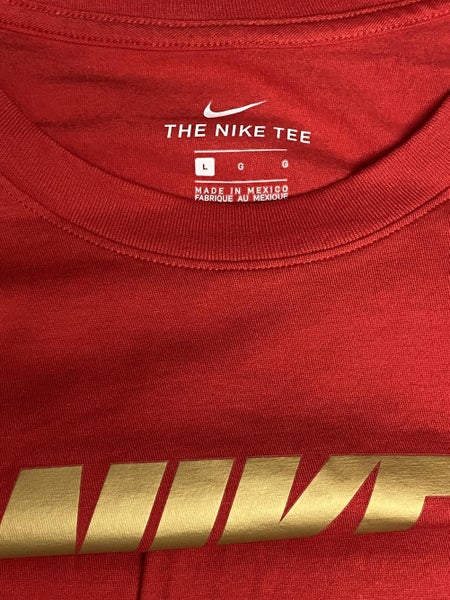 NIKE NSW "Flag Men's Size L Large Gold Graphic Logo T Shirt New SidelineSwap