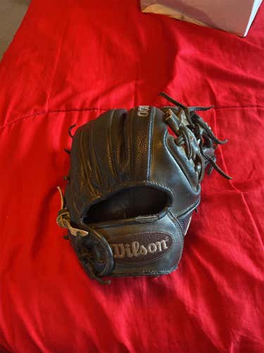 Black Infield A2000 11.5" Baseball Glove