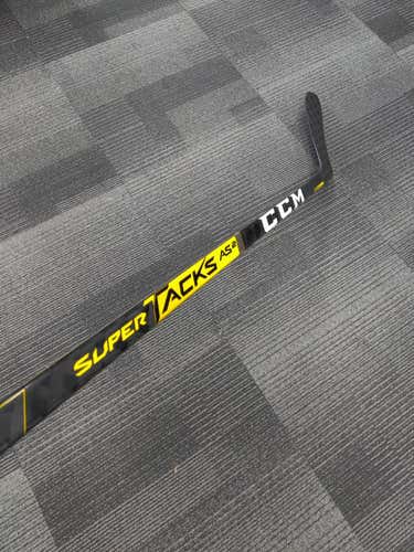 New Senior CCM Left Hand Super Tacks AS2 Hockey Stick P29 85 Flex