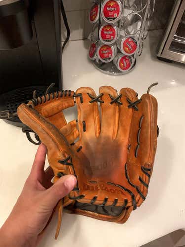 Used Right Hand Throw A2000 11.5" Baseball Glove