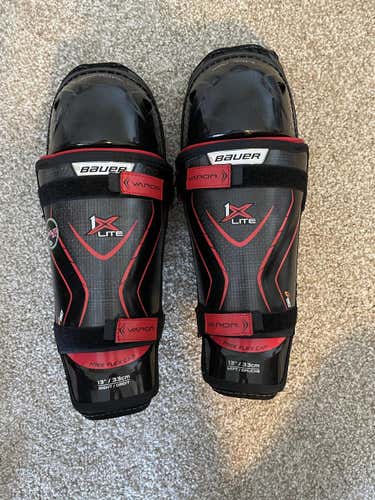 New Bauer Vapor 1X Lite Shin Pads