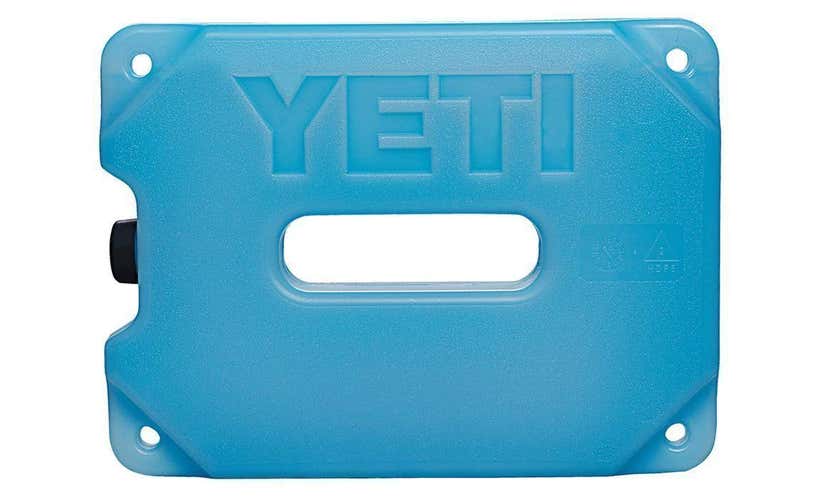 New Yeti Boomer 8 Dog Bowl & Yeti Ice 4lb