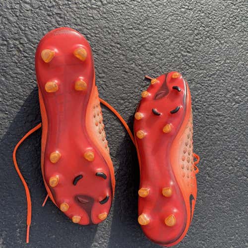 Orange Men's Size 11.5 (Women's 12.5) Nike Magista opus FG Cleats