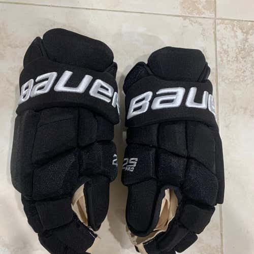 Black Bauer Supreme 2S Pro 14" Pro Stock Gloves