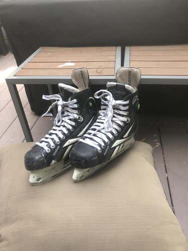 Senior CCM Regular Width Pro Stock Size 8.5 Hockey Skates