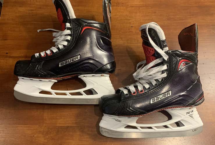 Junior Bauer Vapor 1X Hockey Skates Regular Width Size 5.5