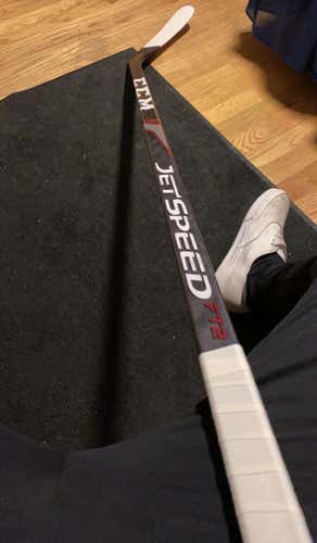 Senior Right Handed Trigger 3 Pro Toe Pattern Pro Stock Hockey Stick