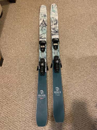 Used 2020  With Bindings Max Din 13 Skis