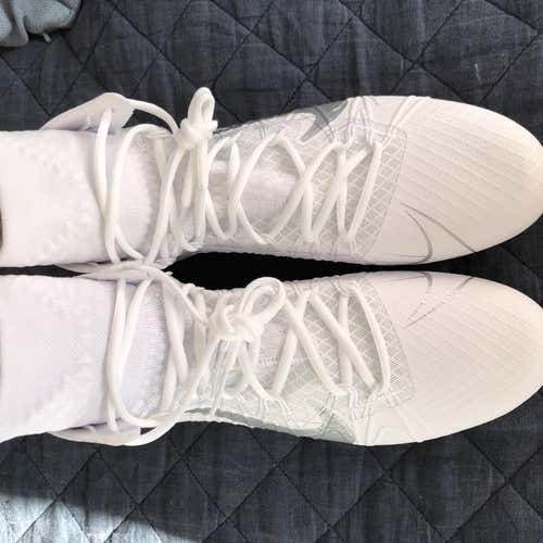 White Nike Men's Alpha Huarache 7 EliteMolded Cleats High Top