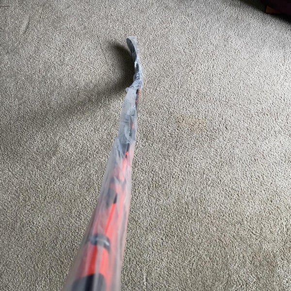 Senior Right Handed Vapor FlyLite Toe Pattern Pro Stock Hockey Stick