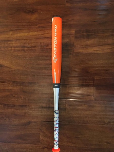 Kid Pitch (9YO-13YO) 2015 Composite Mako (-11) 18 oz 29" Bat