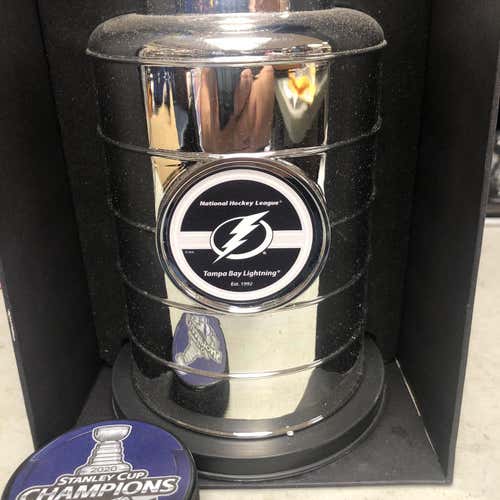 Tampa Bay Lightning Stanley Cup Bank/Puck
