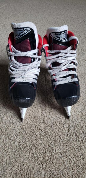 Used Junior Bauer Vapor X2.7 Hockey Goalie Skates Regular Width Size 5