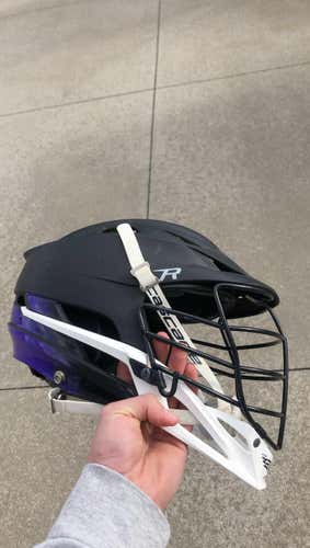 Used Cascade R Helmet