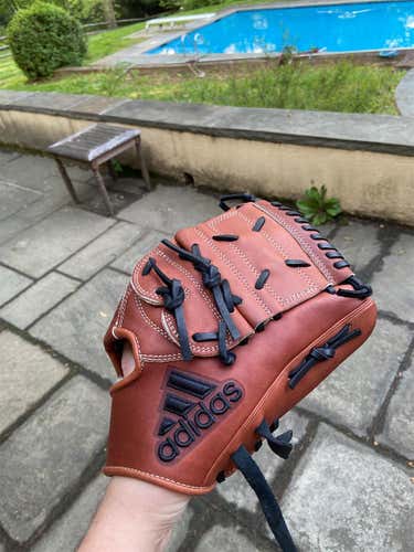 Brown High School/College Pitcher's EQT 12" Baseball Glove