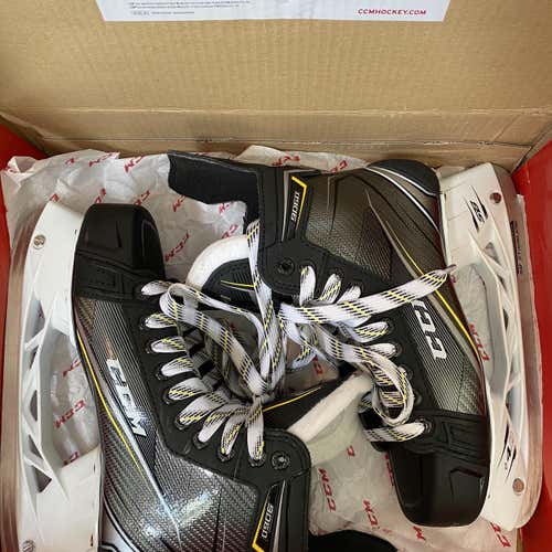 Senior CCM Tacks 9060 Regular Width Size 7 Hockey Skates