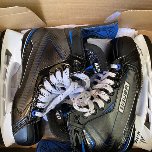 Senior Bauer Nexus Freeze Pro Regular Width  Size 7 Hockey Skates