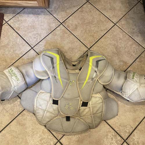 Senior Large Vaughn V6 2200 Pro  Goalie Chest Protector