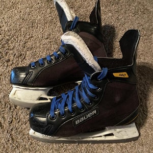 Used Junior Bauer Supreme 140 Hockey Skates Regular Width Size 6