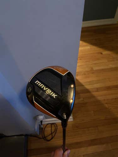 Men's Right Handed Mavrik Regular Flex 10.5 Loft Driver