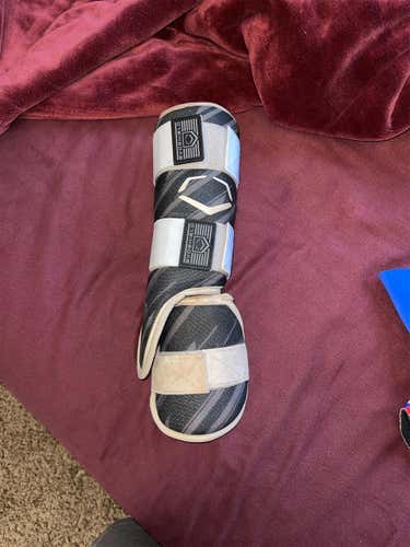 Used Senior EvoShield Shin Guards