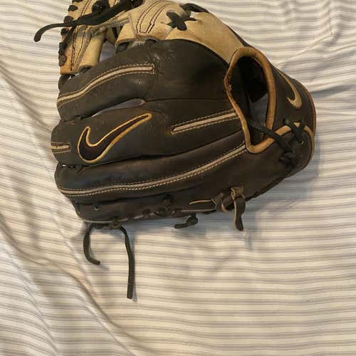 High School/College Infield Diamond Elite 11.25" Baseball Glove