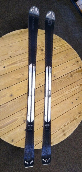 SCOTT SLIGHT 83 SKI