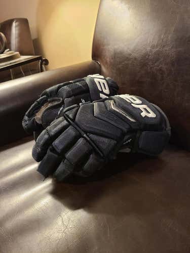 Black Used Senior Bauer Supreme One.8 Gloves 13"