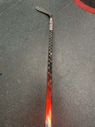 Bauer ADV Dressed as Nexus Geo grip Custom Red Pro Stock Hockey stick LH 82 Flex P28 P92 Kuznetzov