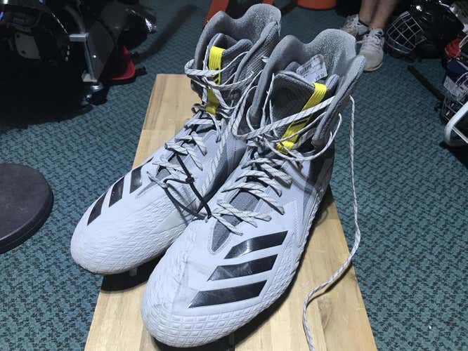 Gray Adult Used Men's Size Men's 15 Molded Cleats Adidas High Top