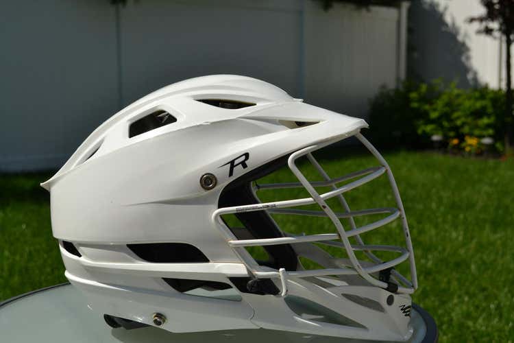 White Used Adult Player's Cascade R Helmet