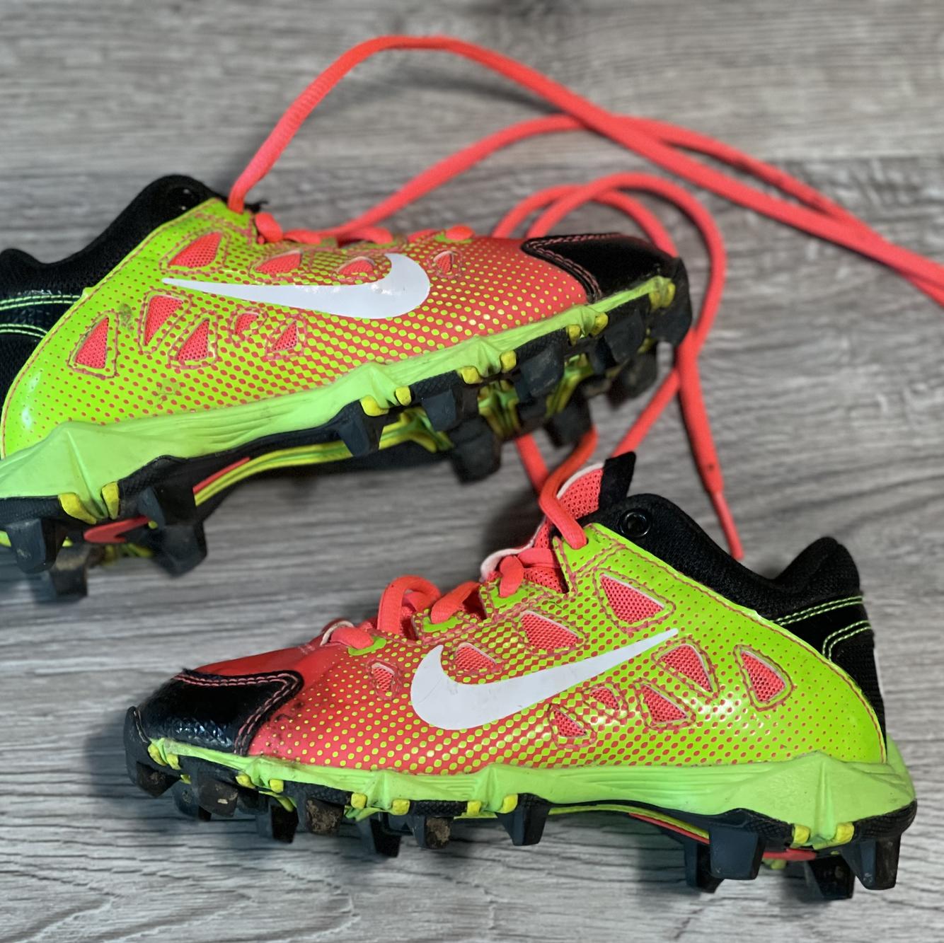 11c cleats